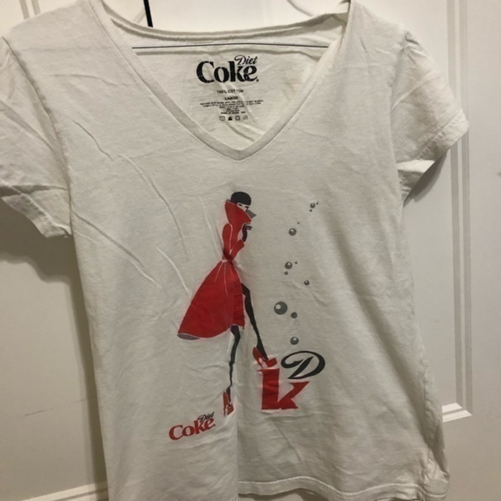 Diet Coke women’s size large v-neck tshirt